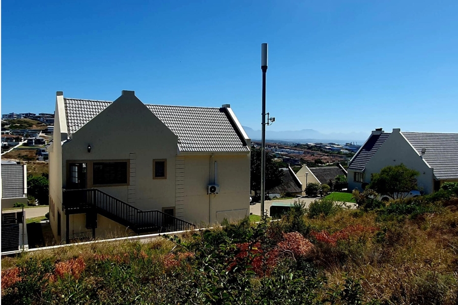 3 Bedroom Property for Sale in Vakansieplaas Western Cape